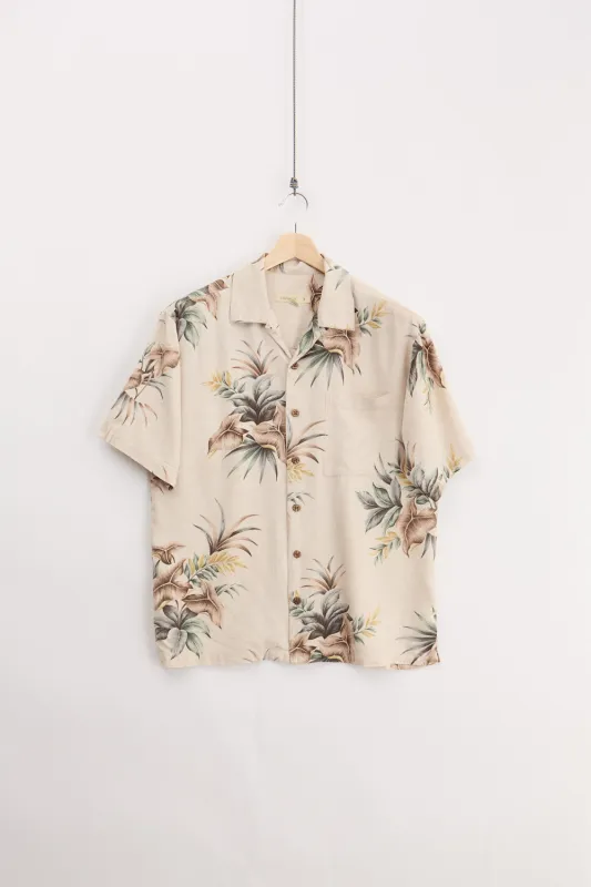 Silk Resort Shirt (M) sold by Livid Jeans