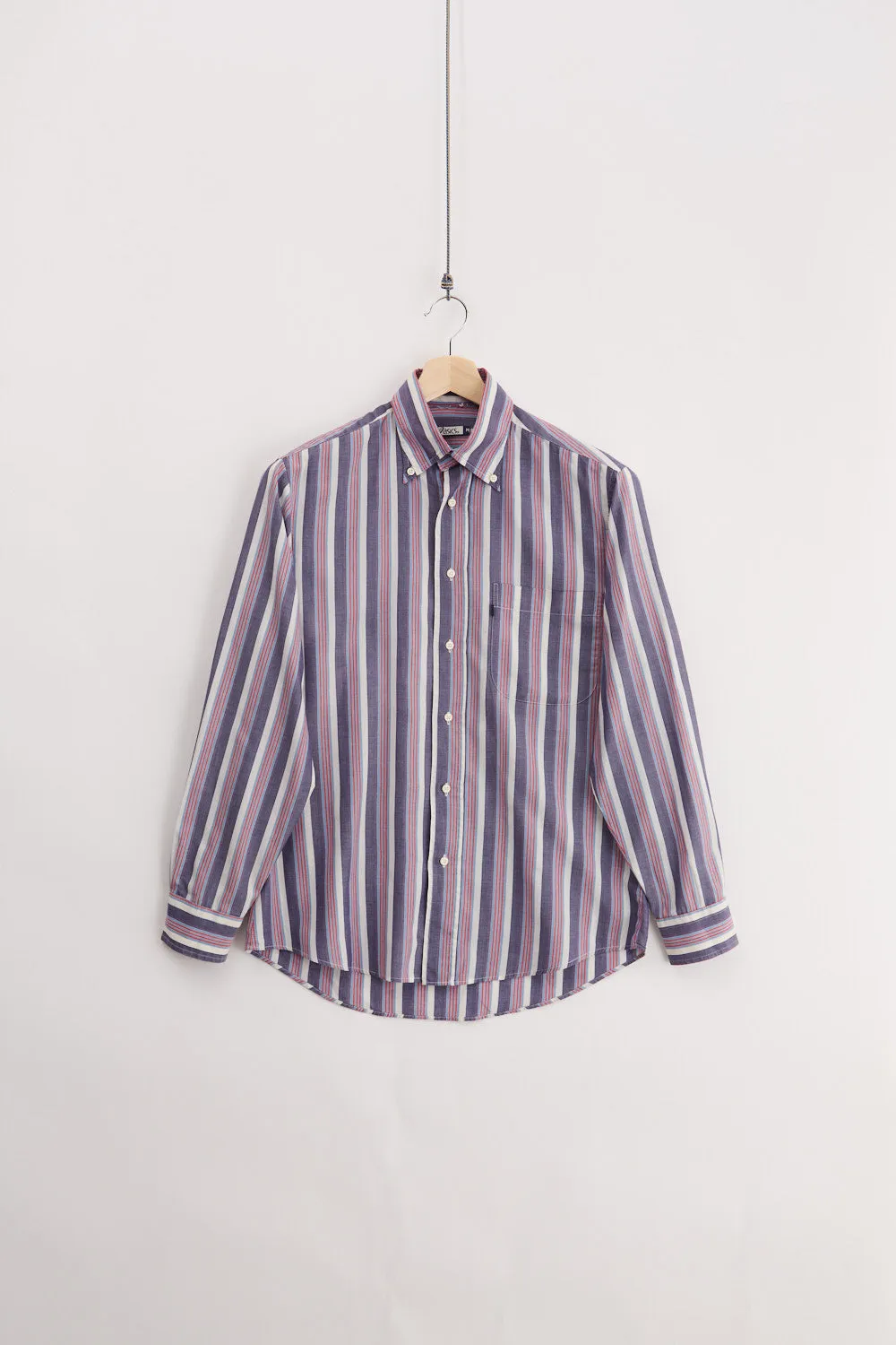 Asics Shirt (M) sold by Livid Jeans