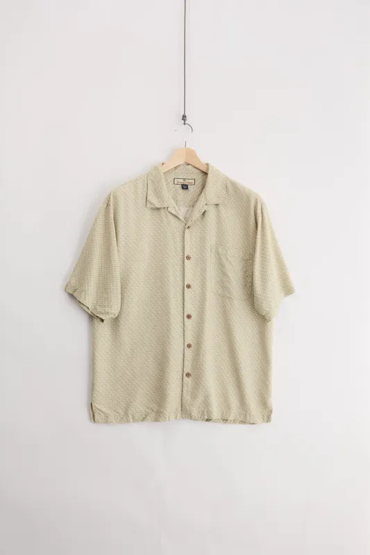 Tommy Bahama Silk Shirt (L) made by Vintage