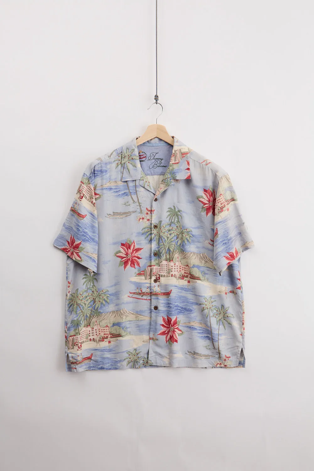Tommy Bahama Silk Shirt (XL) sold by Livid Jeans