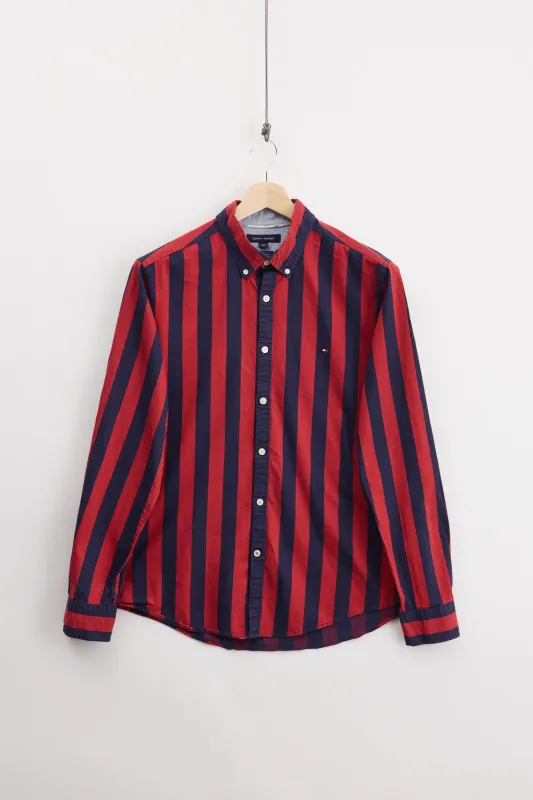 Tommy Hilfiger shirt (L) sold by Livid Jeans