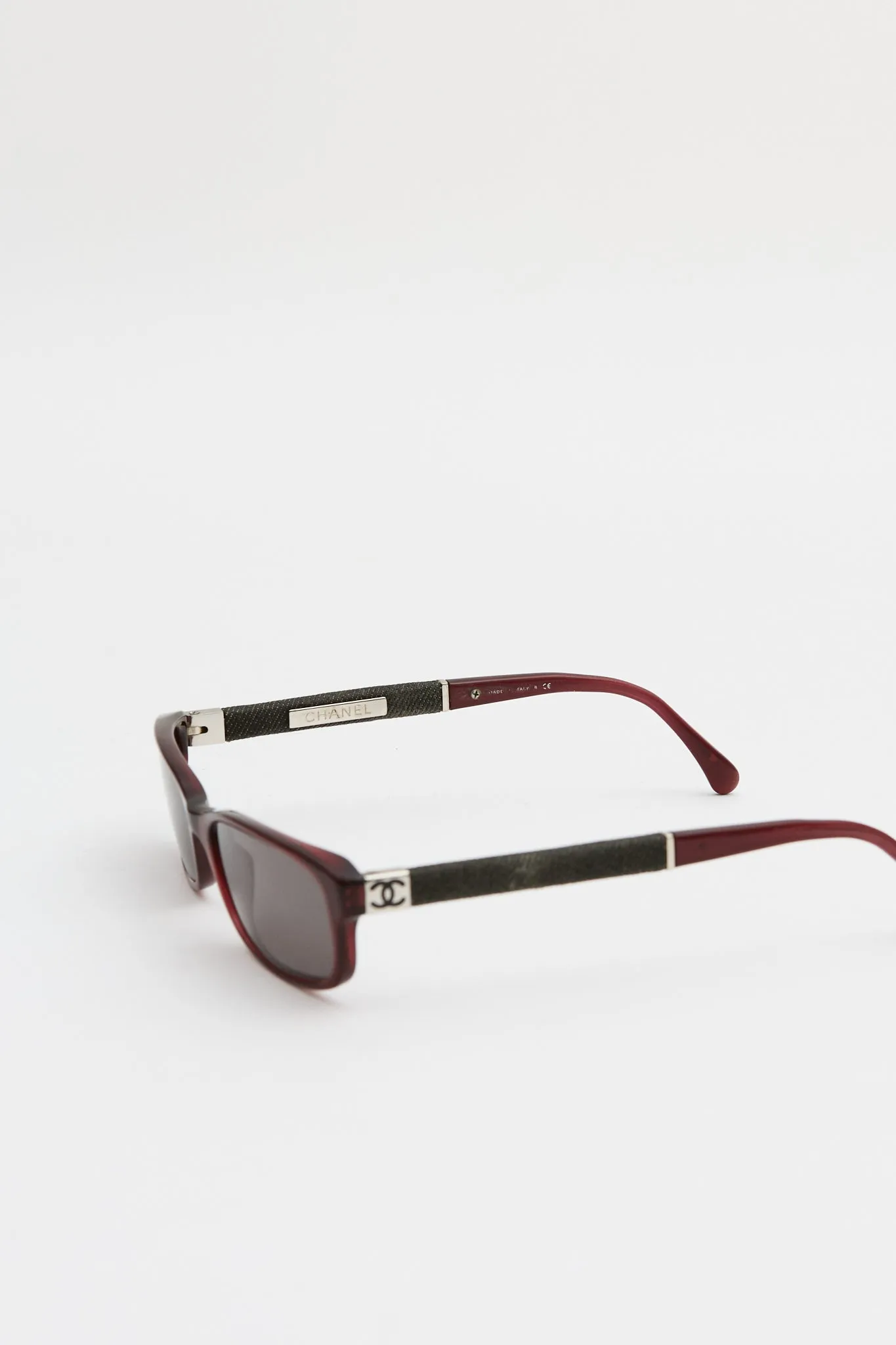Chanel Suglasses (OneSize) sold by Livid Jeans product image thumbnail 3