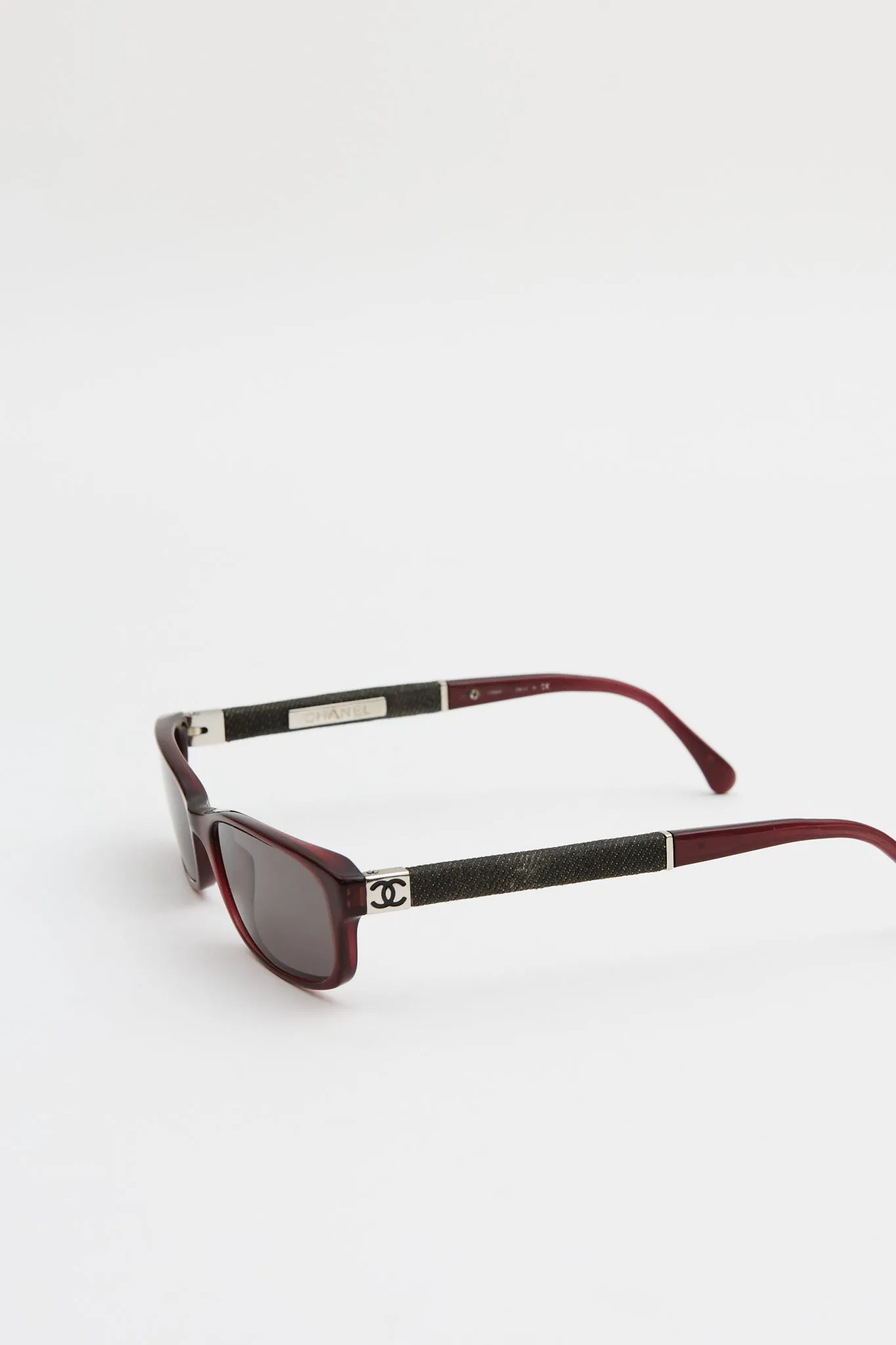 Chanel Suglasses (OneSize) sold by Livid Jeans product image thumbnail 2