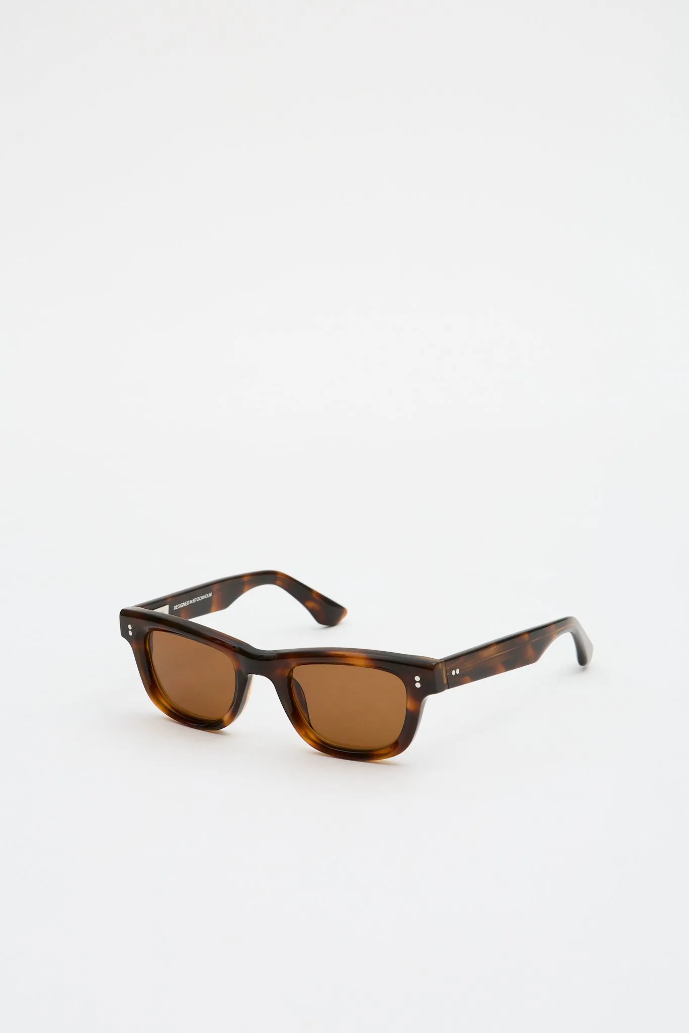 08.3 Tortoise sold by Livid Jeans