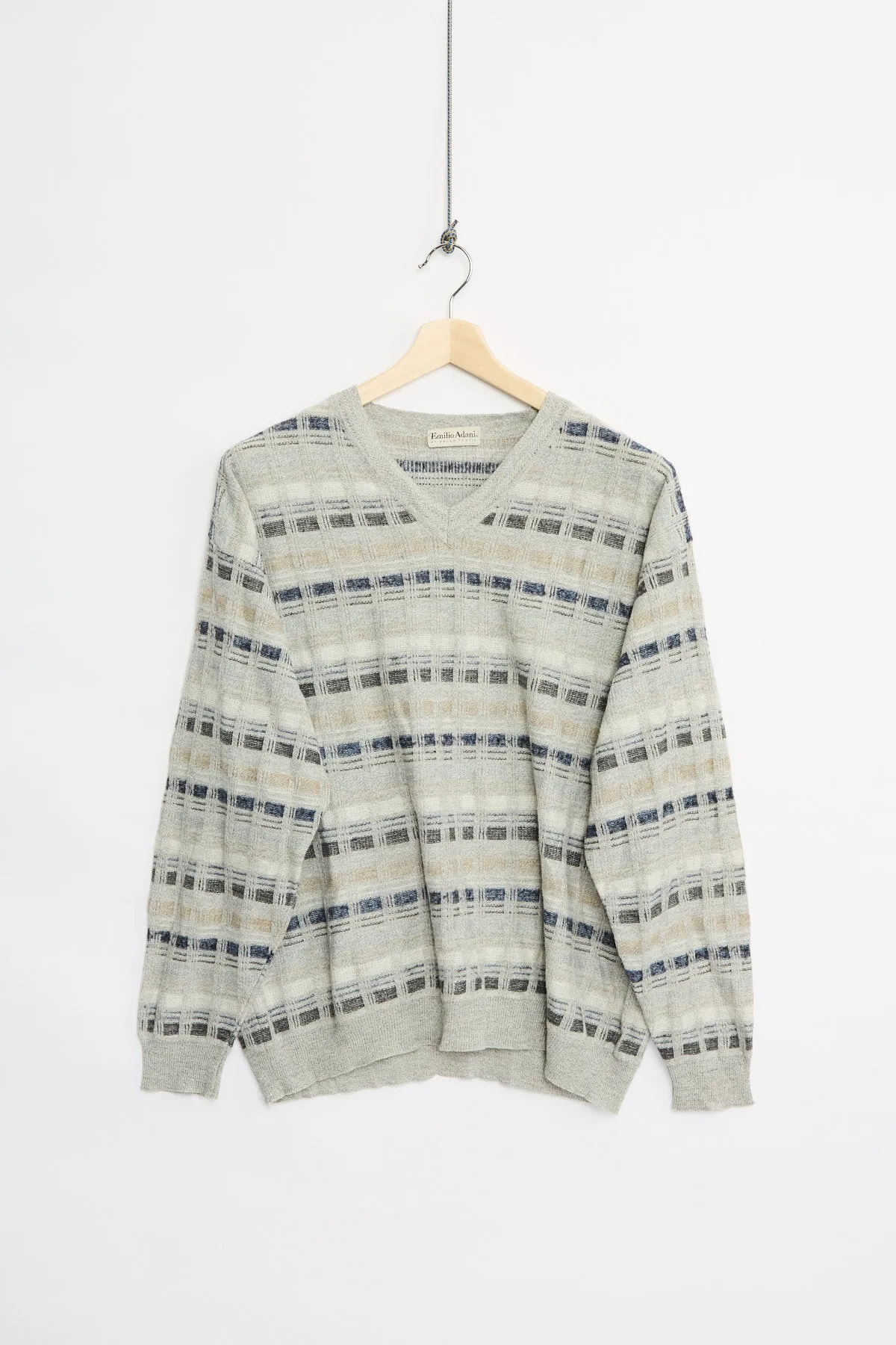 90's Italian light cotton sweater (L) sold by Livid Jeans