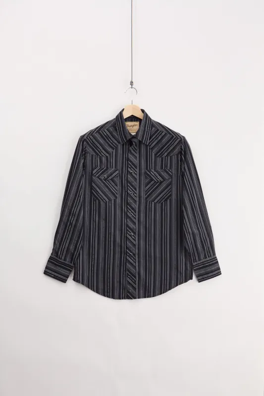 Wrangler Western Shirt (M) sold by Livid Jeans