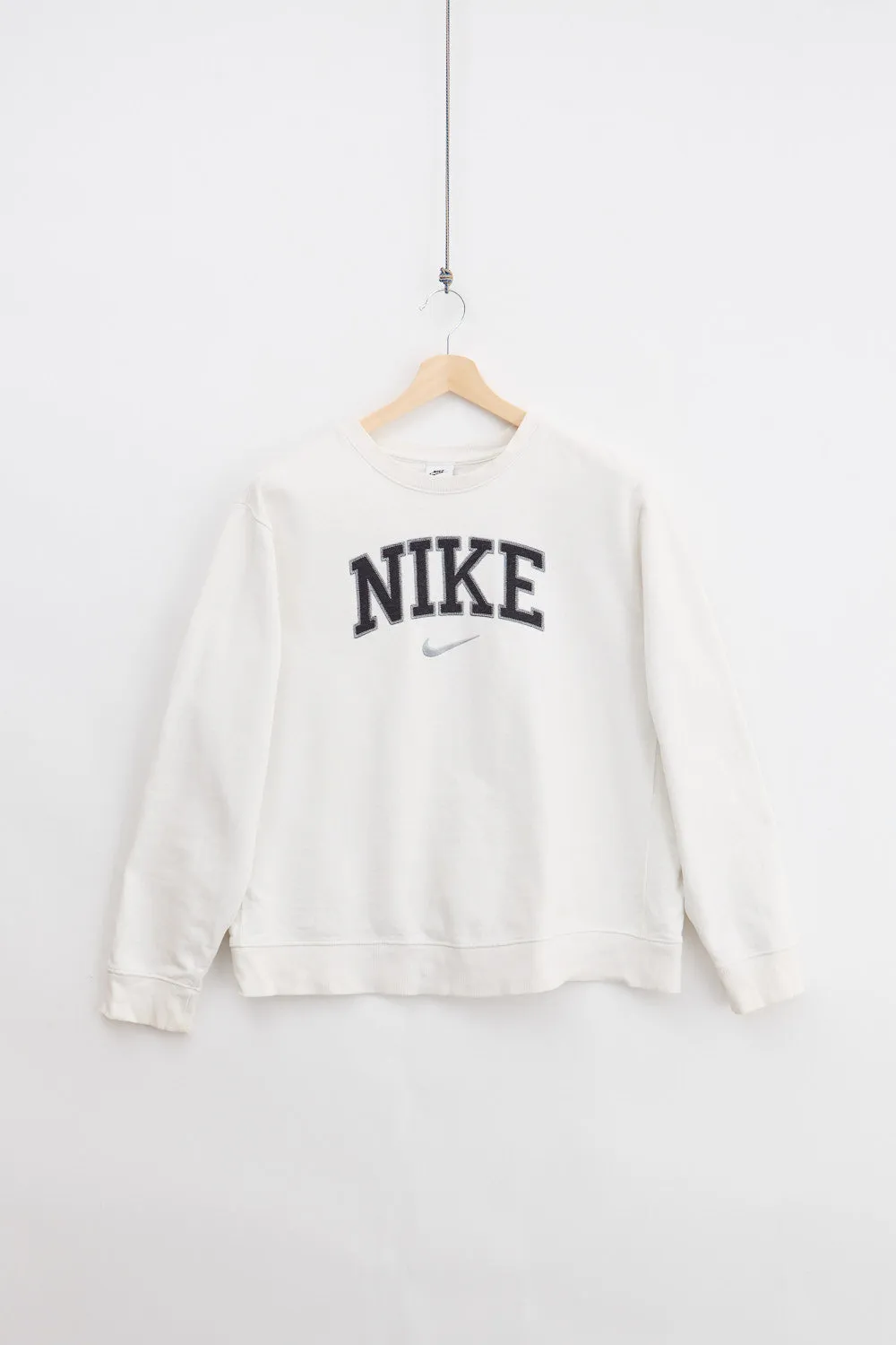 Nike Crewneck Sweatshirt (L) sold by Livid Jeans