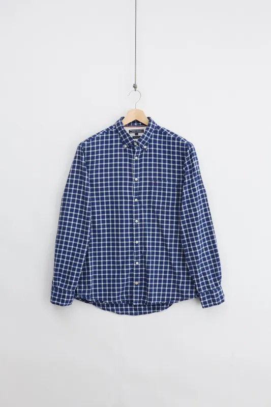 Tommy Hilfiger Shirt (L) made by Vintage