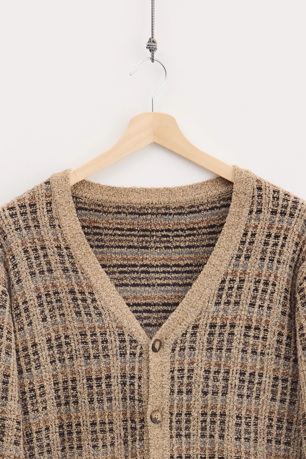 Vintage Cardigan Knit (L) sold by Livid Jeans product image thumbnail 2