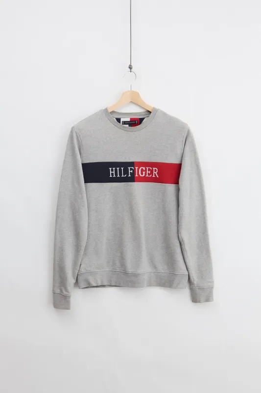 Tommy Hilfiger Crewneck Sweatshirt (M) made by Vintage
