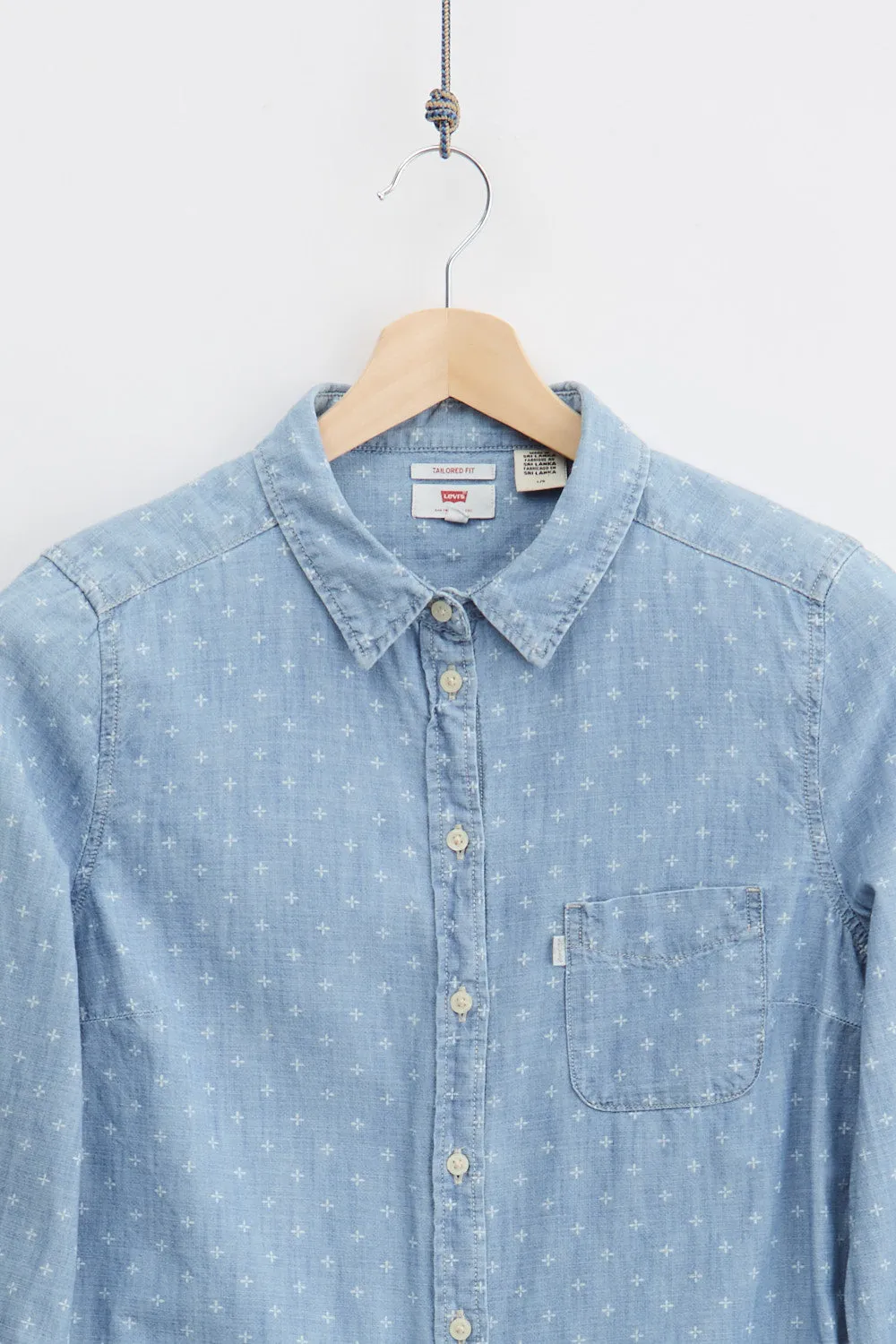 Levi's Denim Shirt (L) sold by Livid Jeans product image thumbnail 2