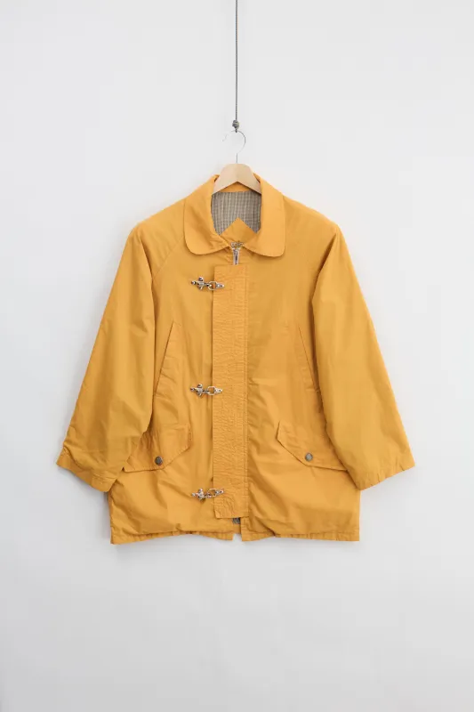 Light Windbreaker Fireman Clasp Coat (L) made by Vintage