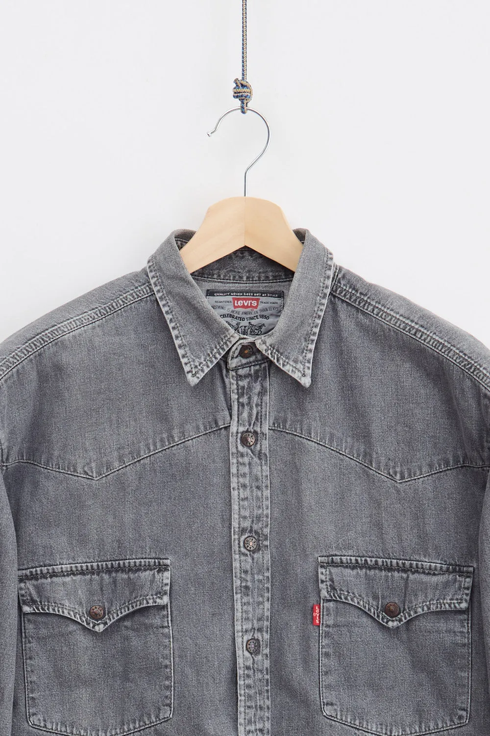 Levi's Denim Shirt (L) sold by Livid Jeans product image thumbnail 2
