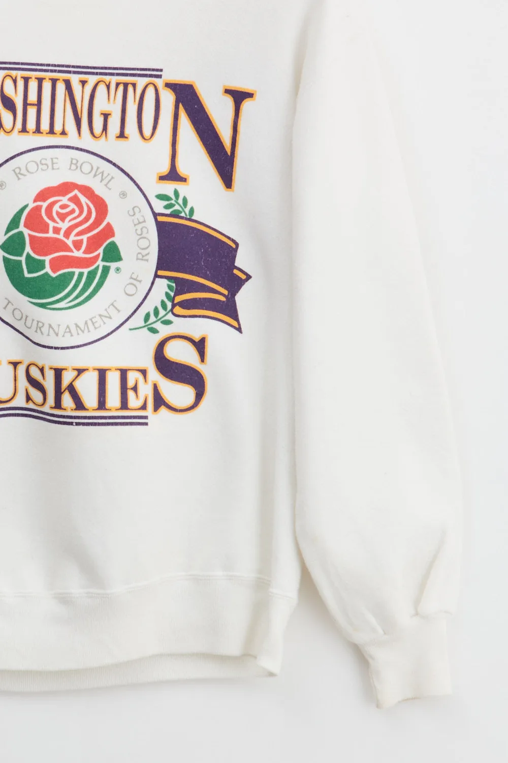 Washington Huskies Crewneck (M) sold by Livid Jeans product image thumbnail 3