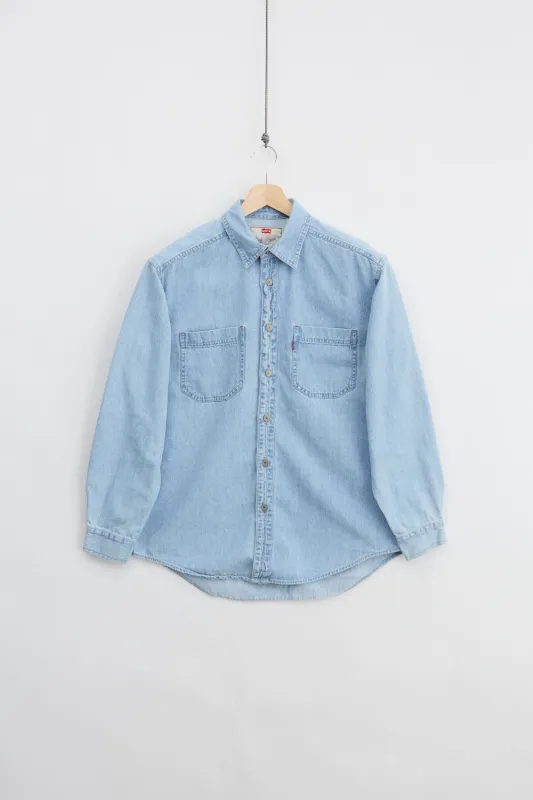 Levi's Denim Shirt (M) made by Vintage