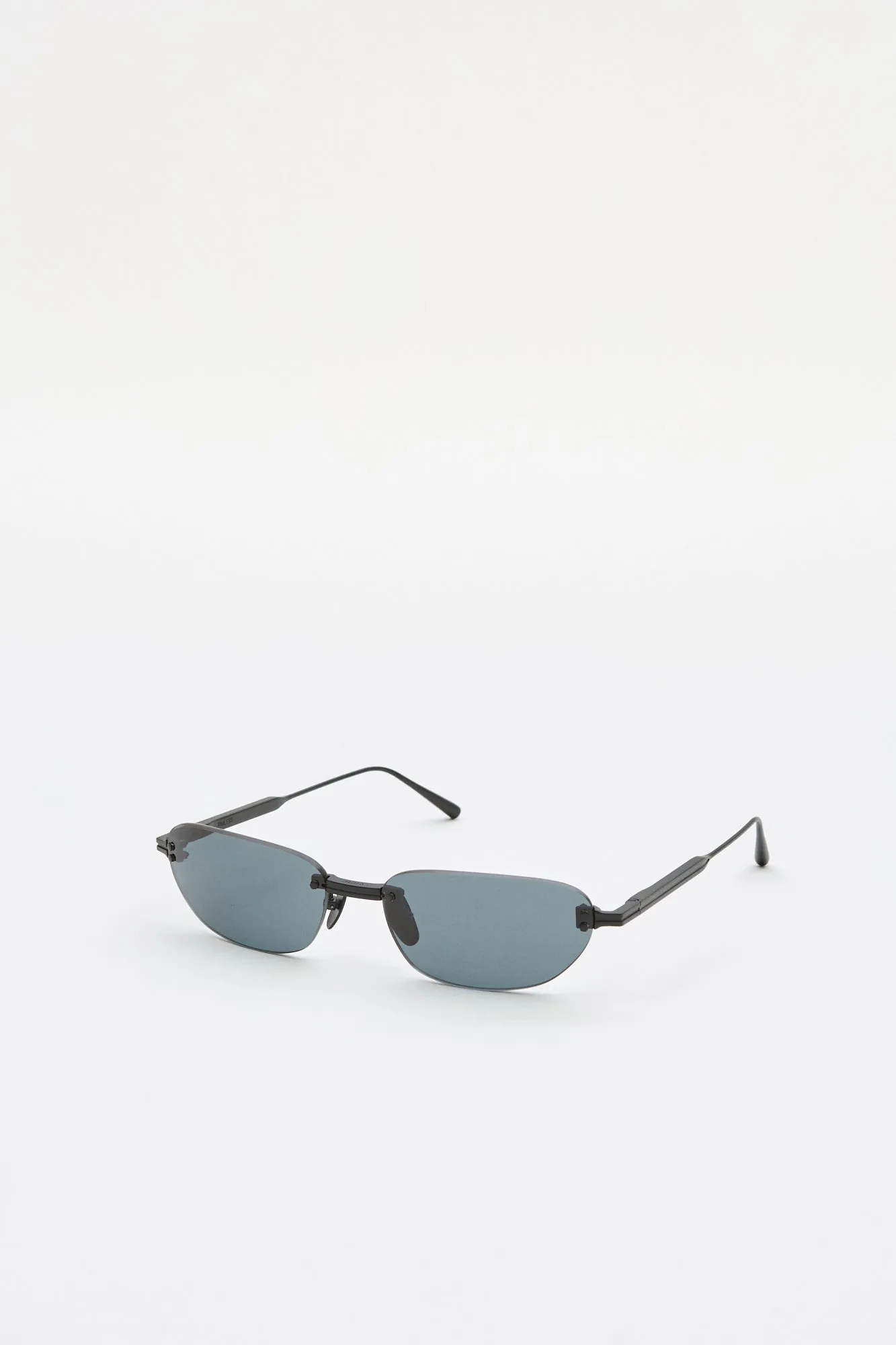 Rimless Oval Black sold by Livid Jeans