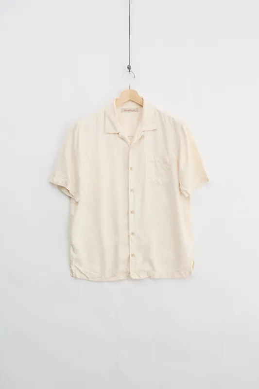 Tommy Bahama Silk Shirt (M) made by Vintage