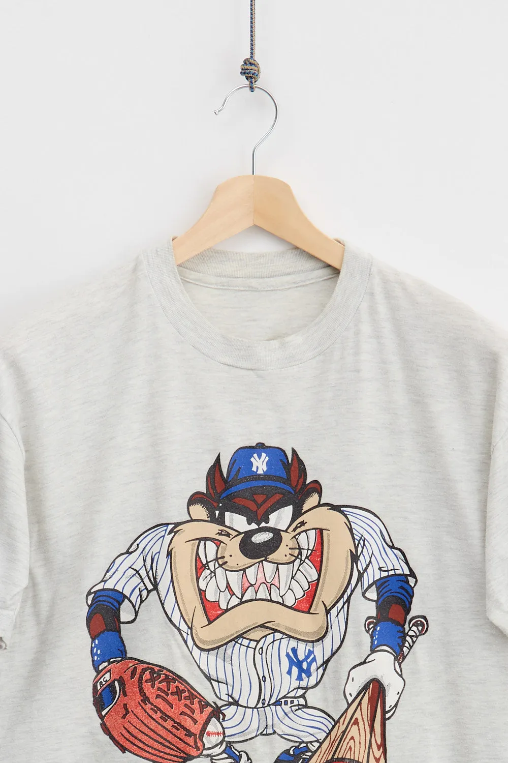 Looney Tunes NY Yankees Taz Tee (M) sold by Livid Jeans product image thumbnail 3