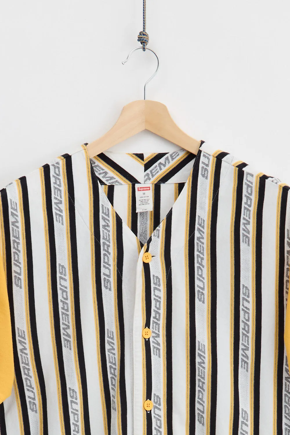 SS19 Supreme Baseball Jersey (M) sold by Livid Jeans product image thumbnail 2