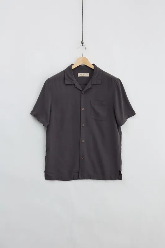 Tommy Bahama Silk Shirt (M) made by Vintage