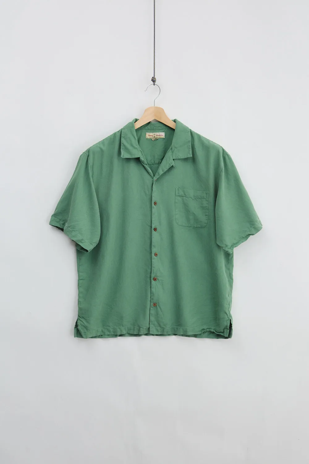 Tommy Bahama Silk Shirt (XL) sold by Livid Jeans