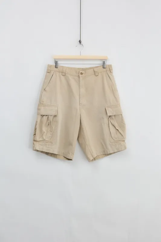 Lee Cargo Shorts (W35) made by Vintage