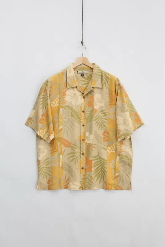 Tommy Bahama Silk Shirt (XL) made by Vintage