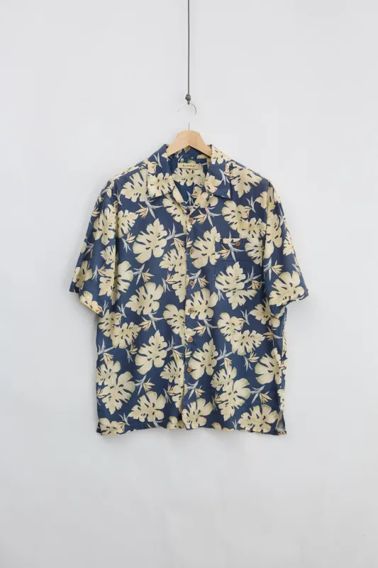 Caribbean Shirt (L) made by Vintage