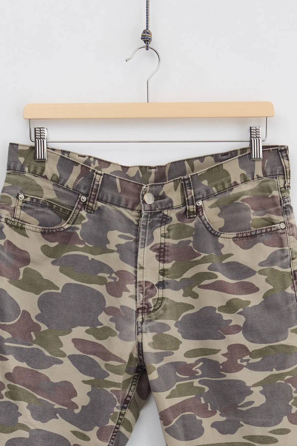 Carhartt "Texas Bermuda" Denim Shorts (W30) sold by Livid Jeans product image thumbnail 2
