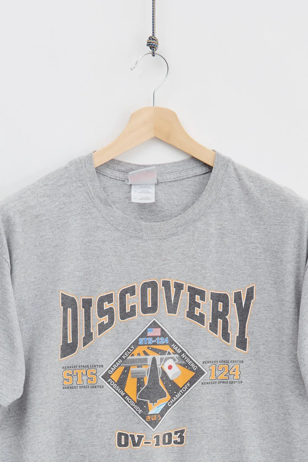 2008 NASA Space Shuttle Tee (L) sold by Livid Jeans product image thumbnail 2