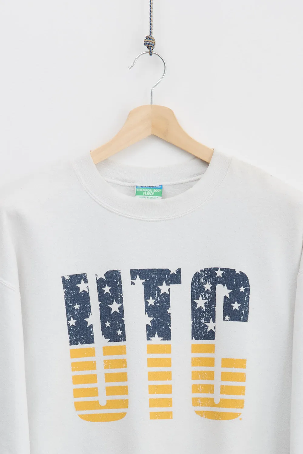 Champion UTC Crewneck (XL) sold by Livid Jeans product image thumbnail 2