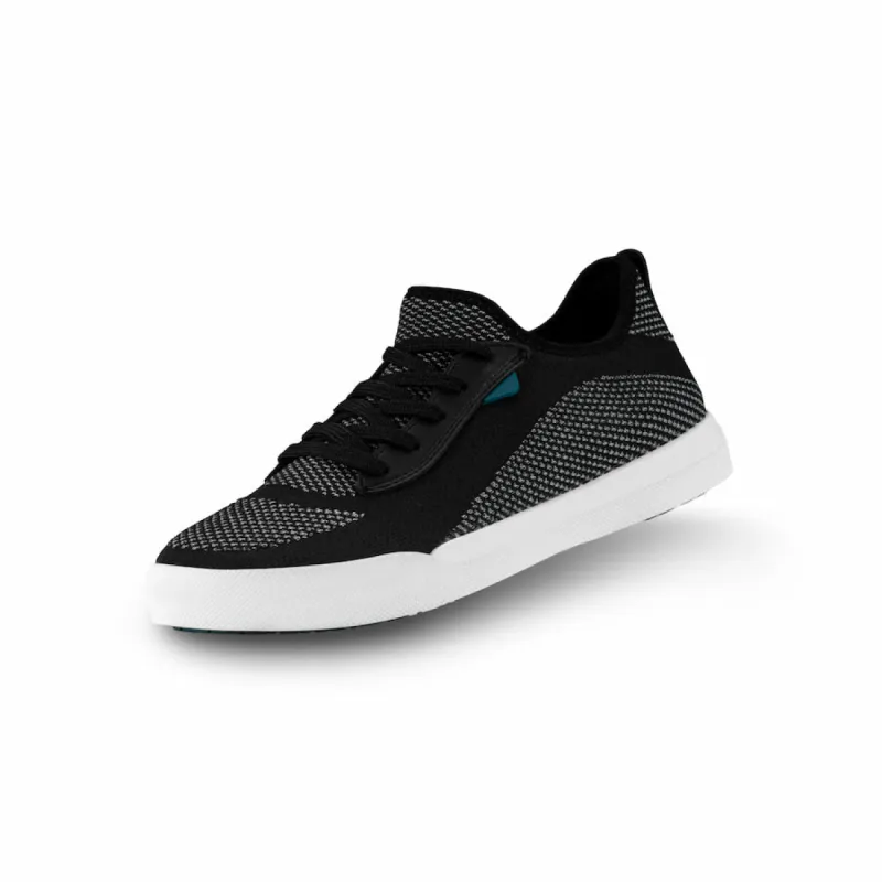 Men's Weekend - Solar Black sold by Vessi