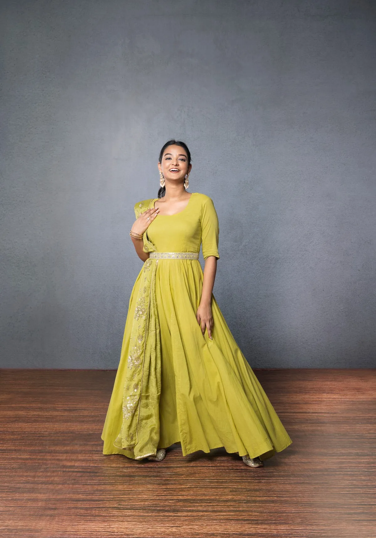 Leafy Green Suit With Belt (3-piece Set) sold by Dri by Himadri product image thumbnail 4