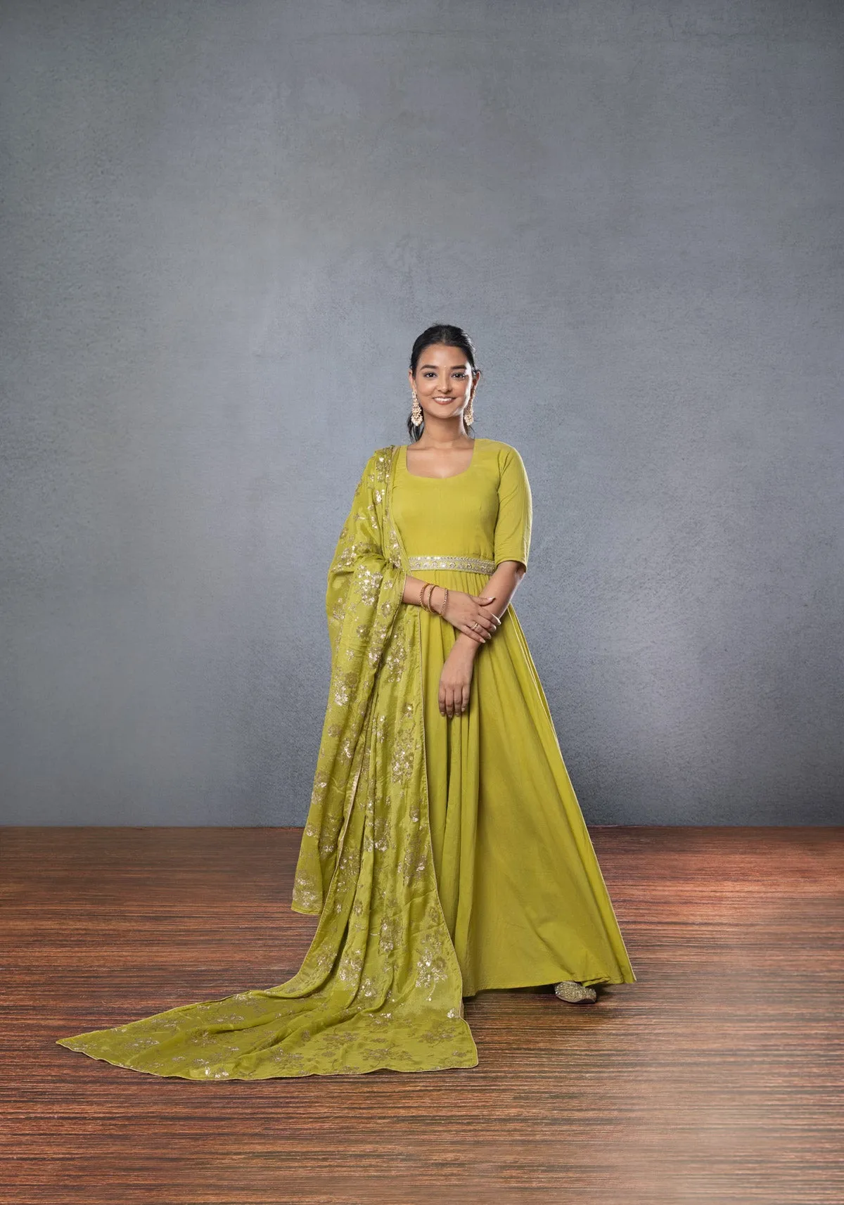 Leafy Green Suit With Belt (3-piece Set) sold by Dri by Himadri product image thumbnail 2