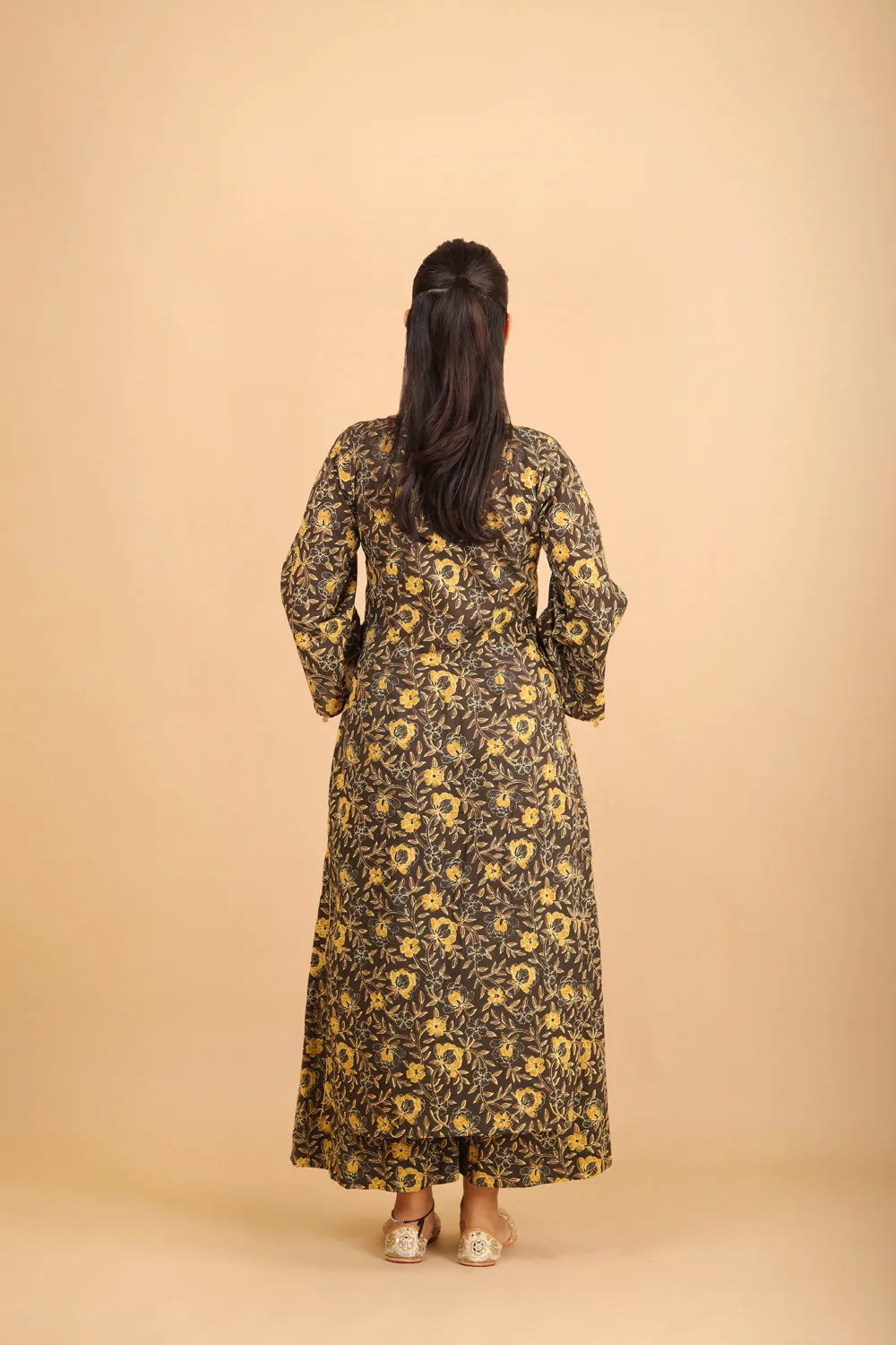 Black Printed Cotton Kurta Set with Bell Sleeves sold by Dri by Himadri product image thumbnail 4