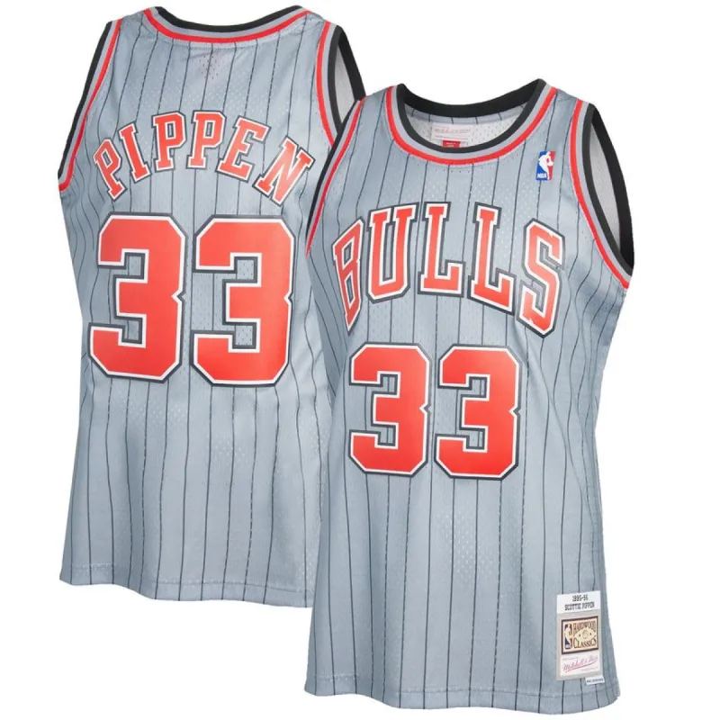 Men's Chicago Bulls Scottie Pippen Mitchell & Ness Gray 1995-96 Hardwood Classics Reload 2.0 Swingman Jersey sold by The Bright Side