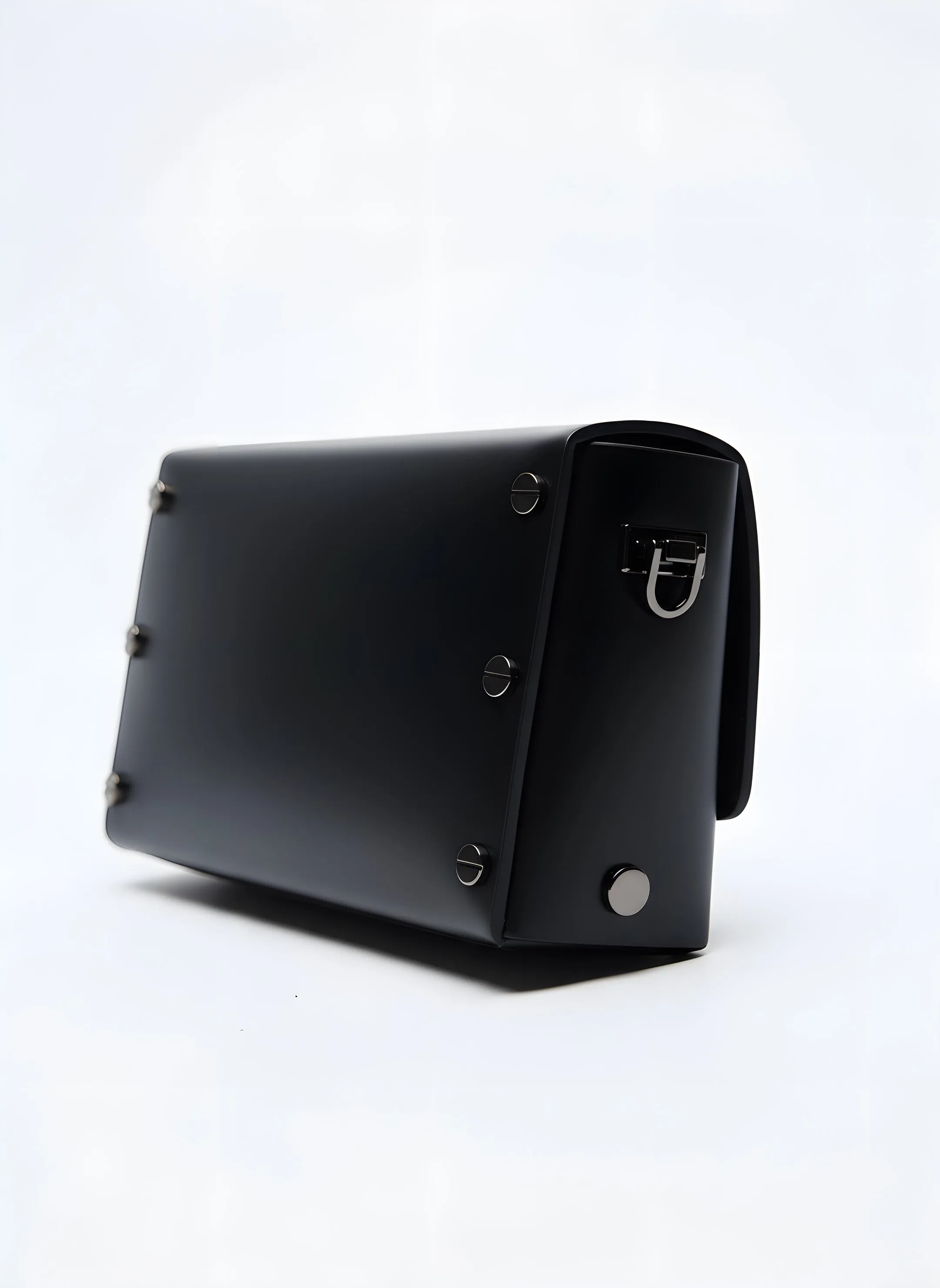 Olivi Black sold by Lonza product image thumbnail 4