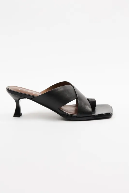 Marcie Black made by Lonza