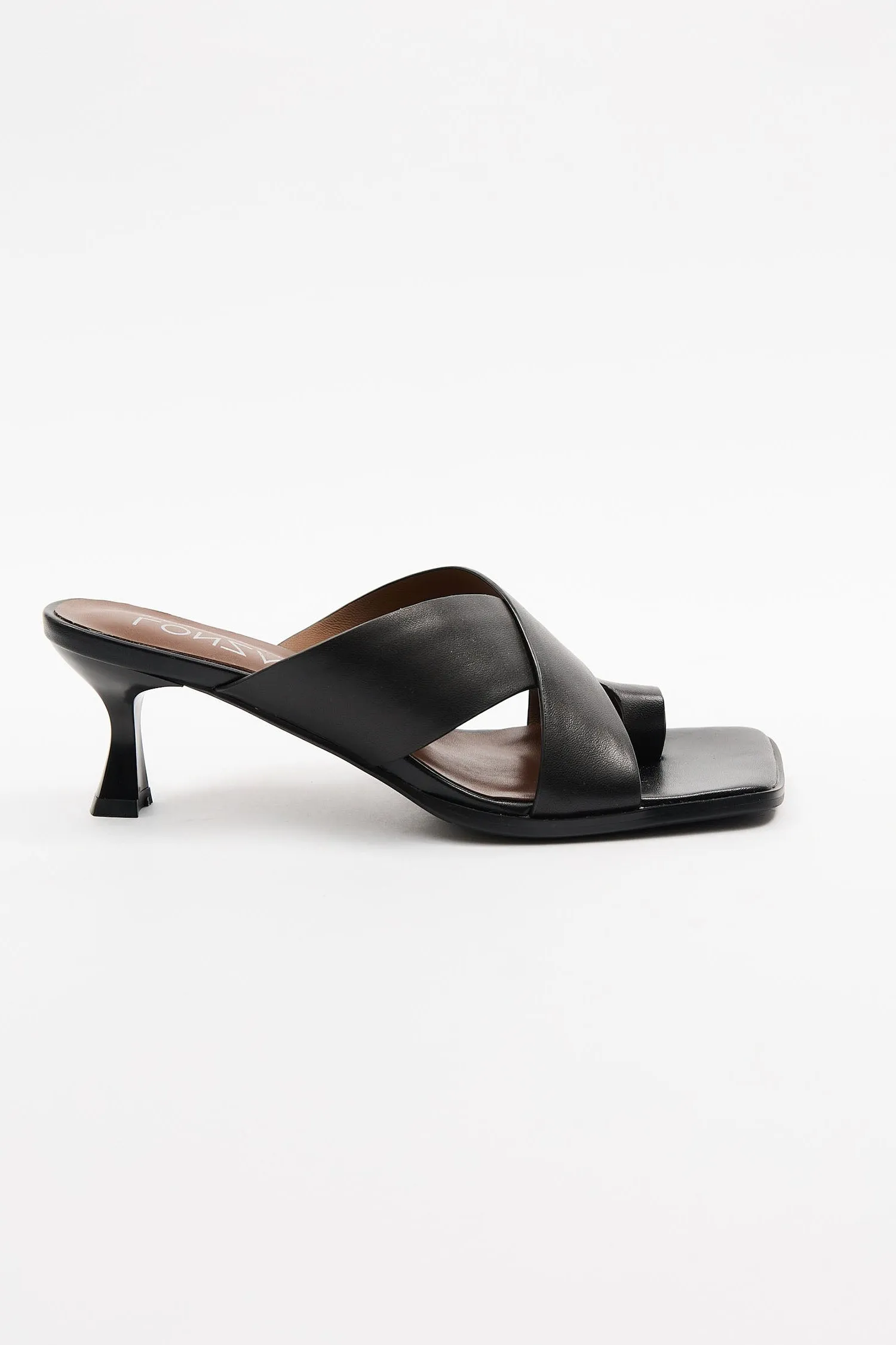 Marcie Black sold by Lonza