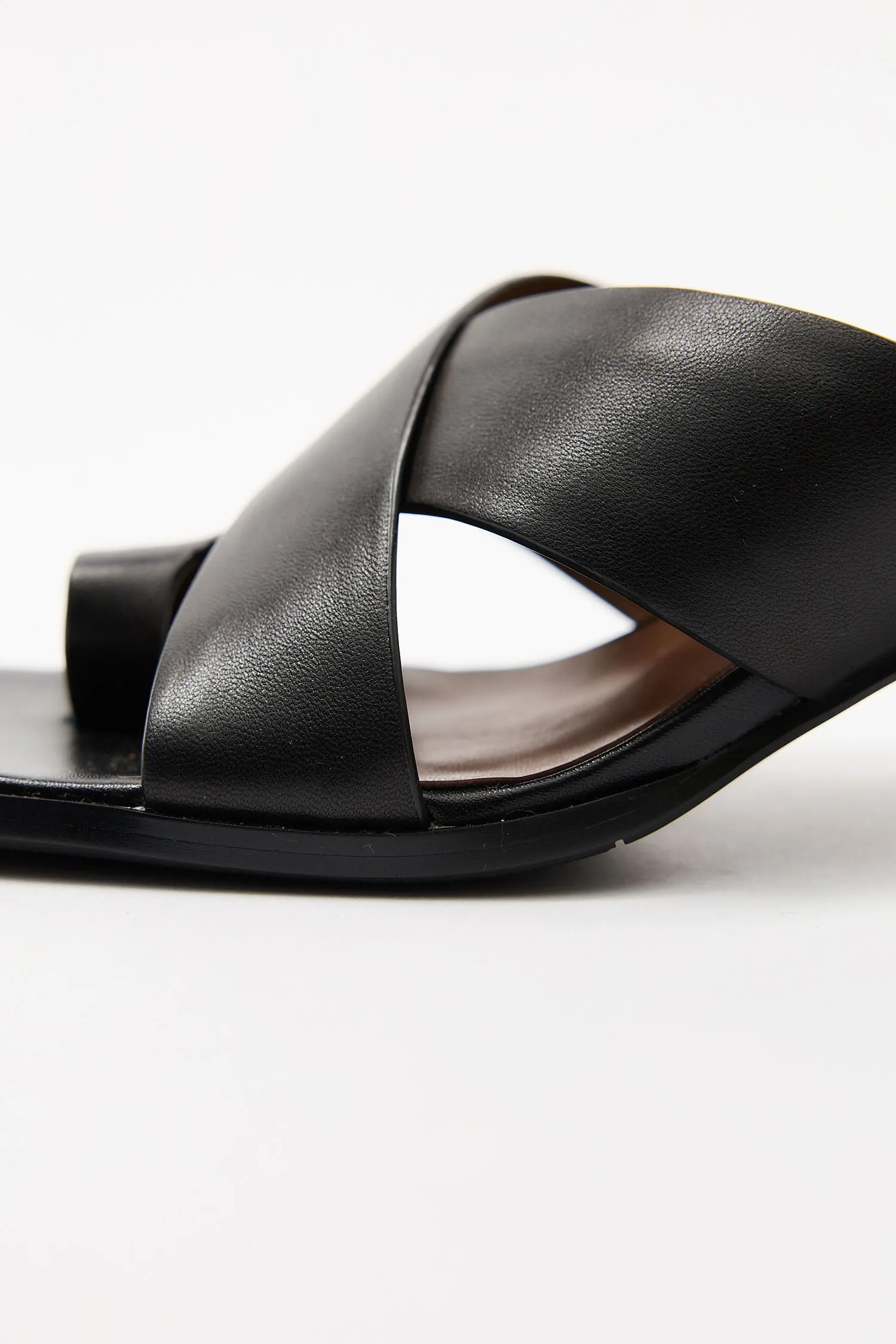 Marcie Black sold by Lonza product image thumbnail 4