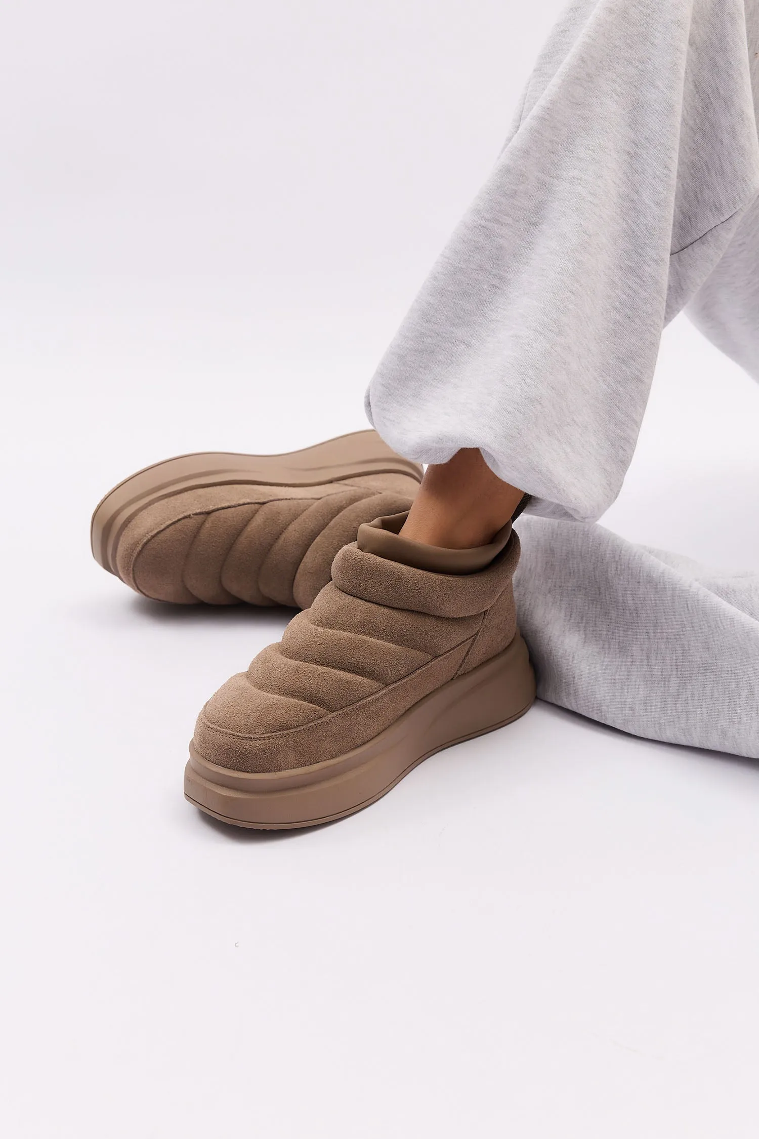 Wintra Khaki sold by Lonza