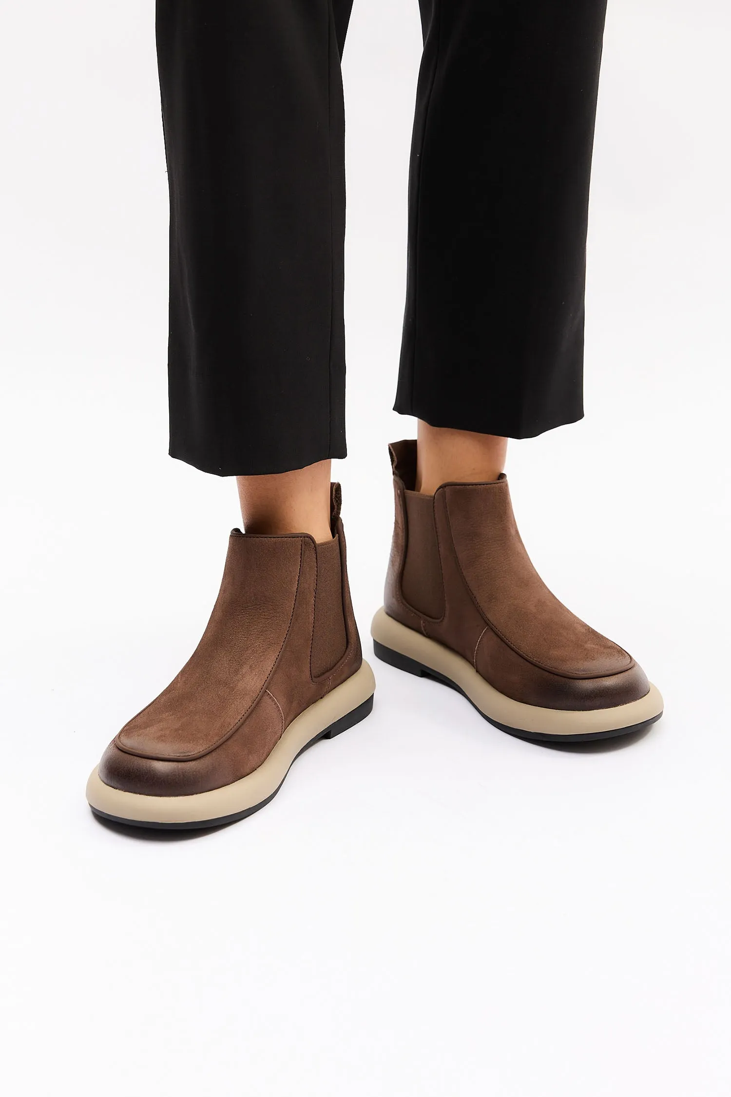 Volta Brown sold by Lonza product image thumbnail 4