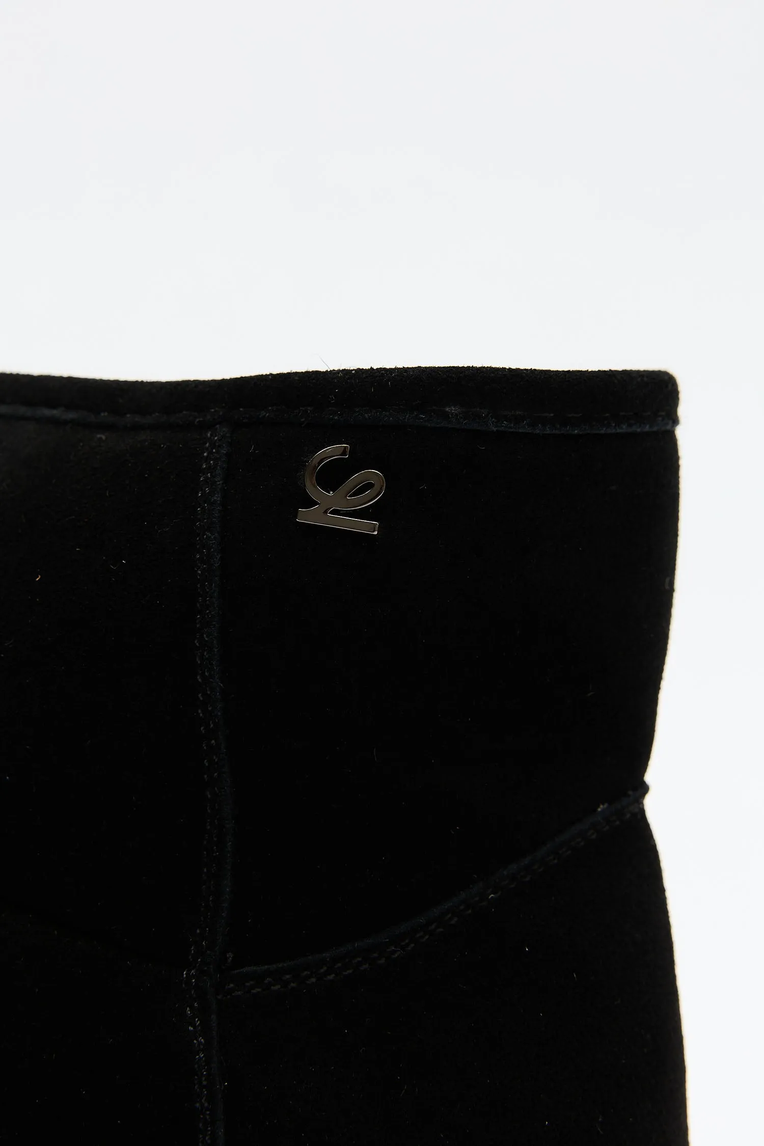 Destiny Black sold by Lonza product image thumbnail 3