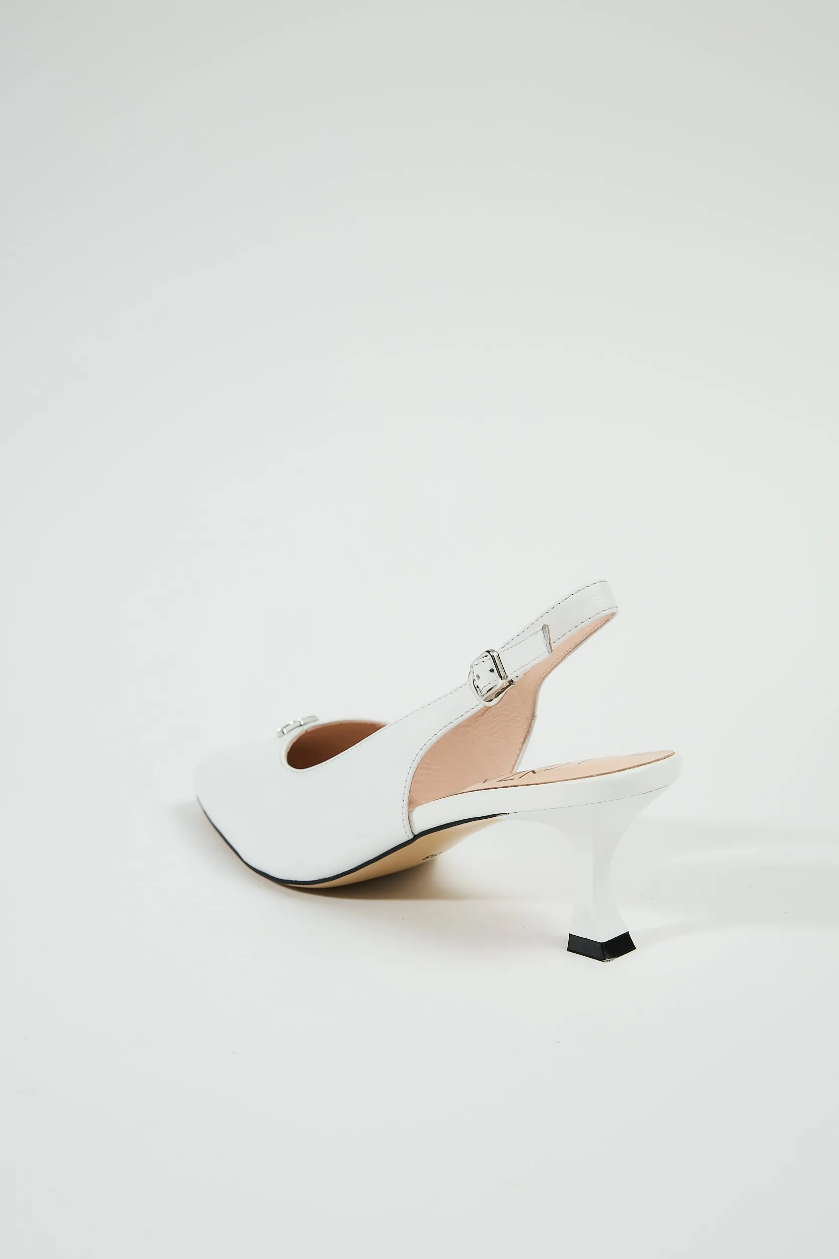 Maira White sold by Lonza product image thumbnail 3