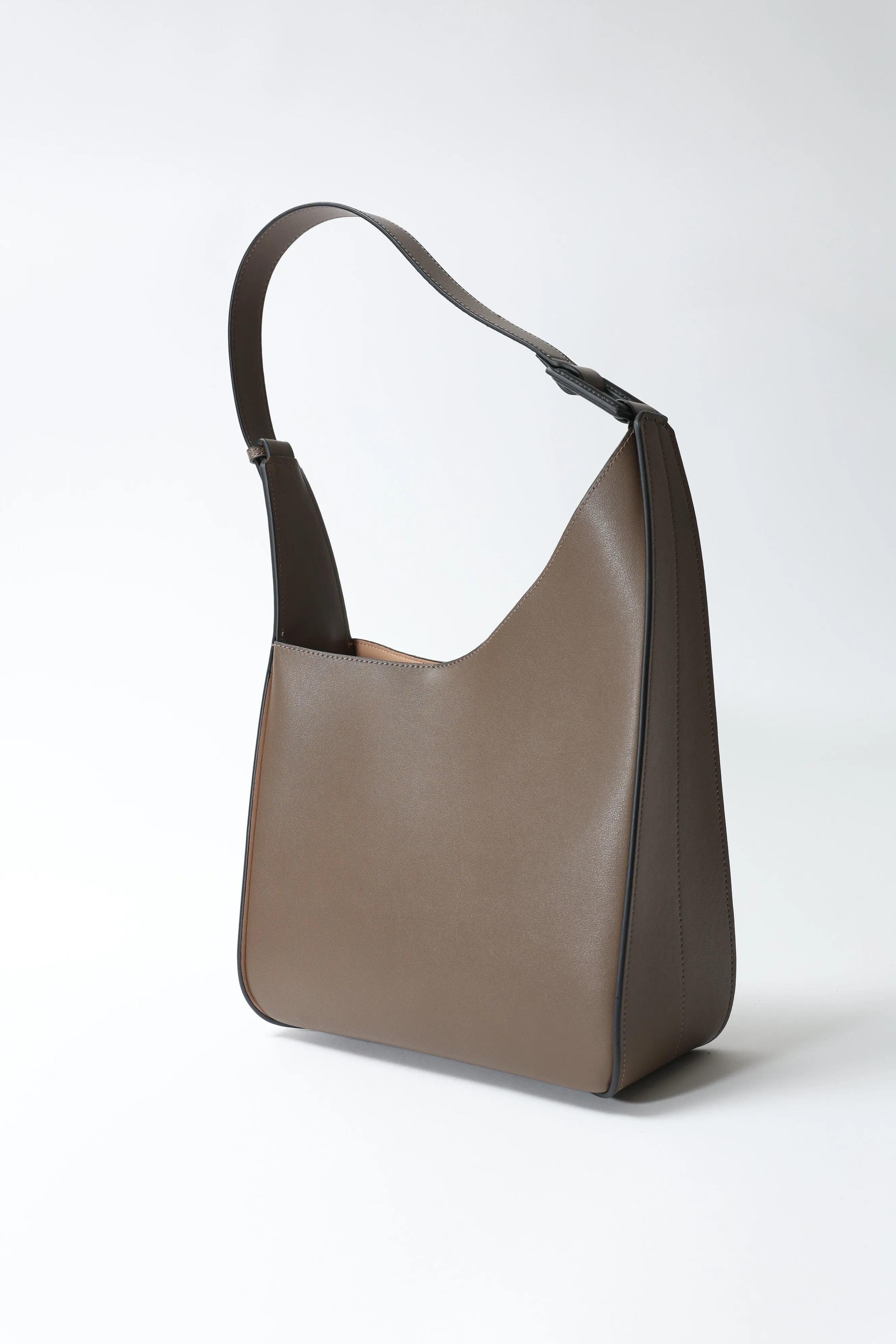 Chara Beige sold by Lonza