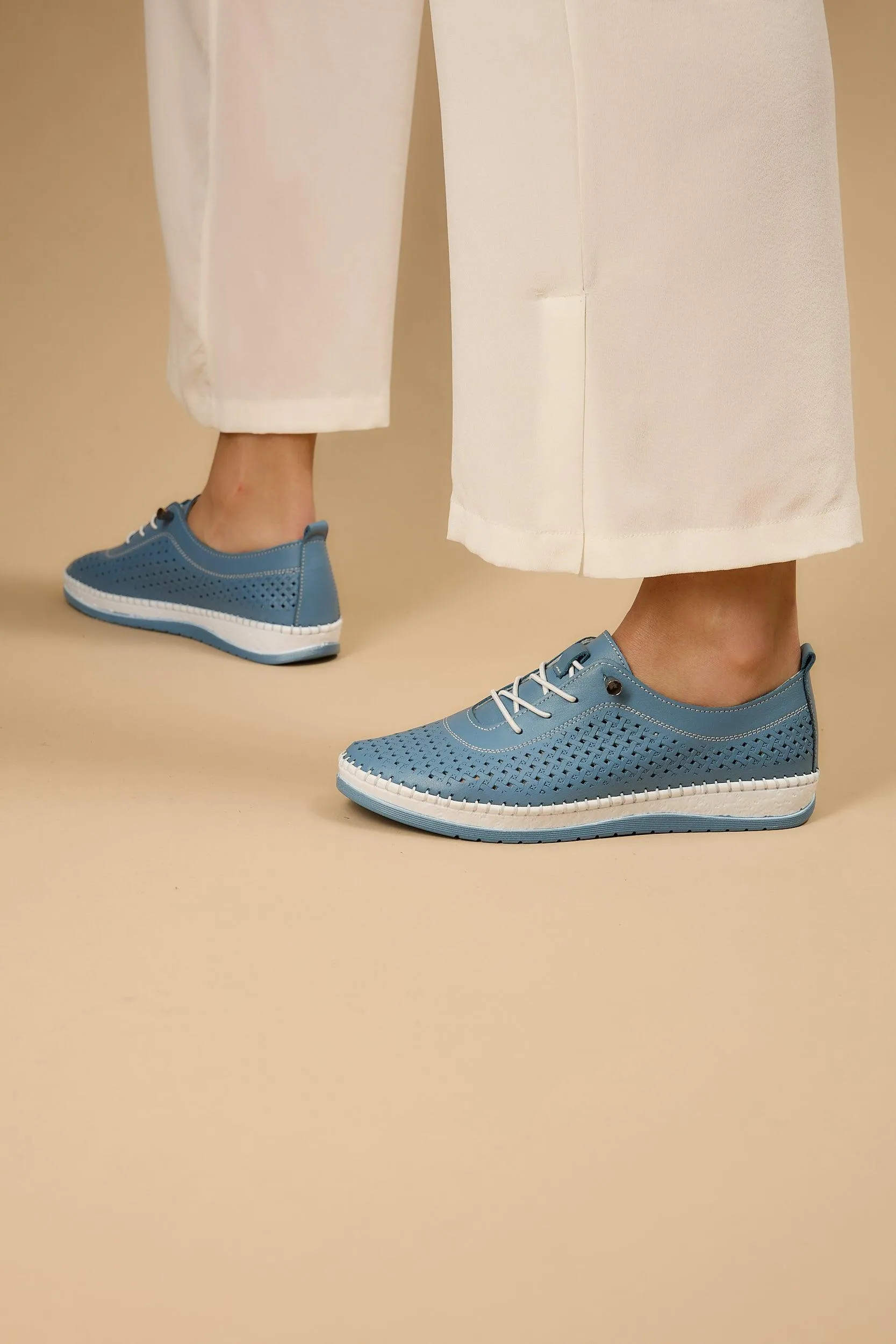 Shoella Blue sold by Lonza product image thumbnail 3