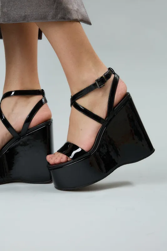 Julija Moss made by Lonza