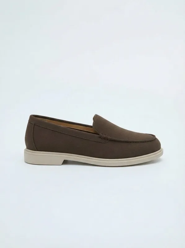 Almari Brown made by Lonza