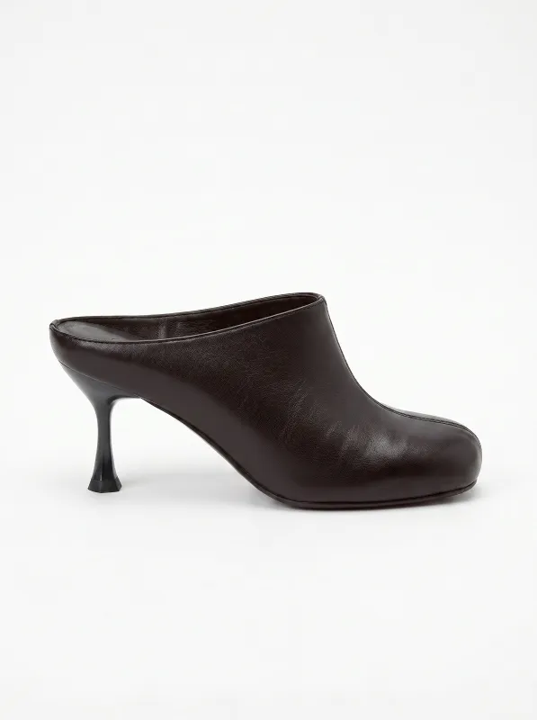 Dormis Black made by Lonza