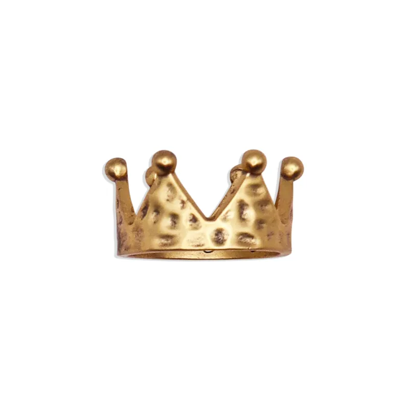Queen Ring in Gold made by Gemini Jewels